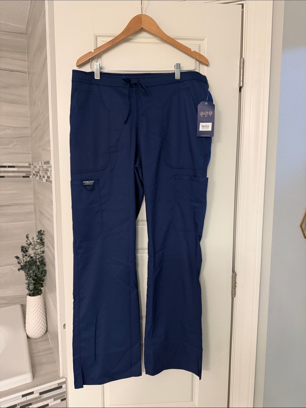 Navy Drawstring Cargo Scrub Pants bootcut new tags attached!